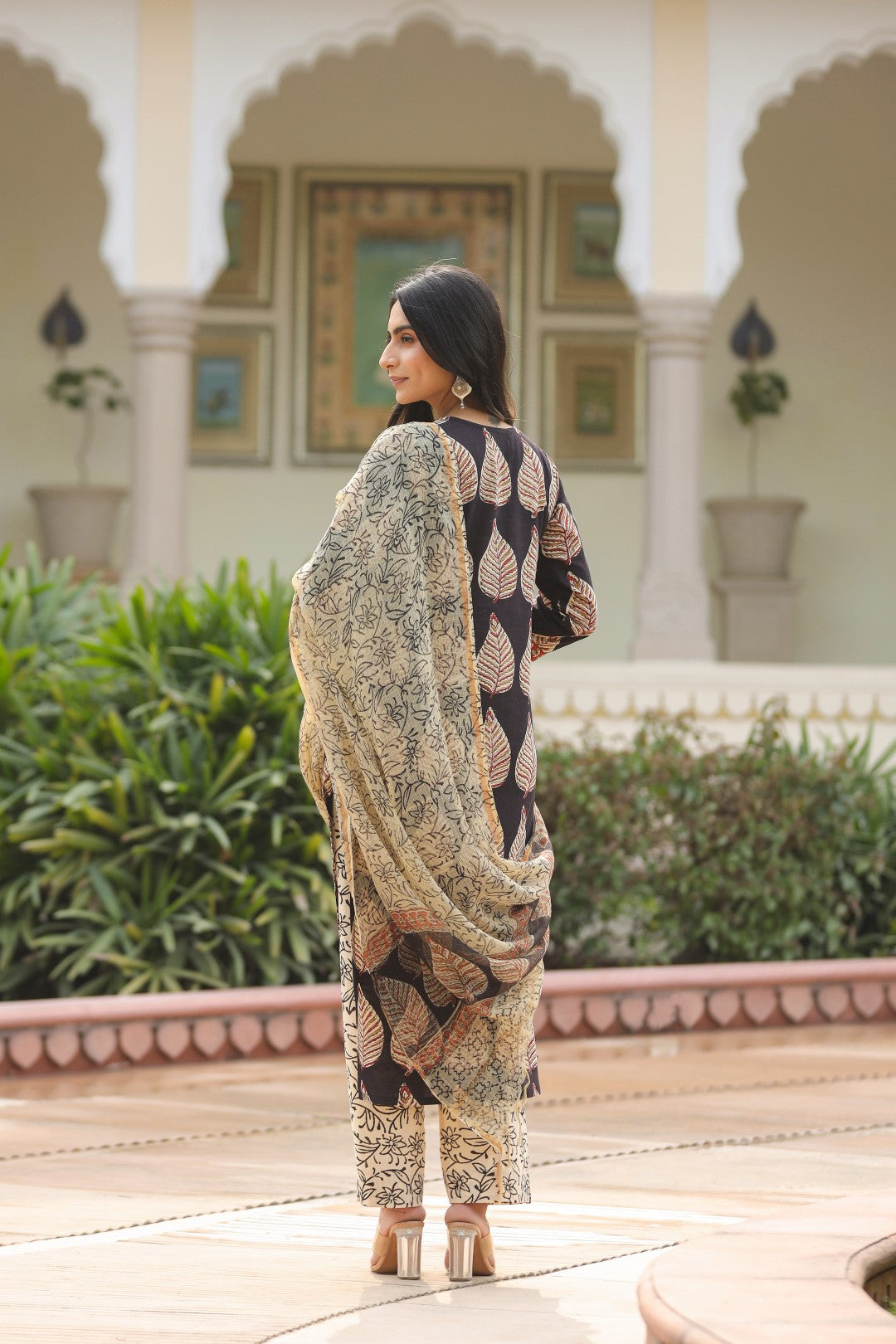 Dhriti Black Cotton Suit Set