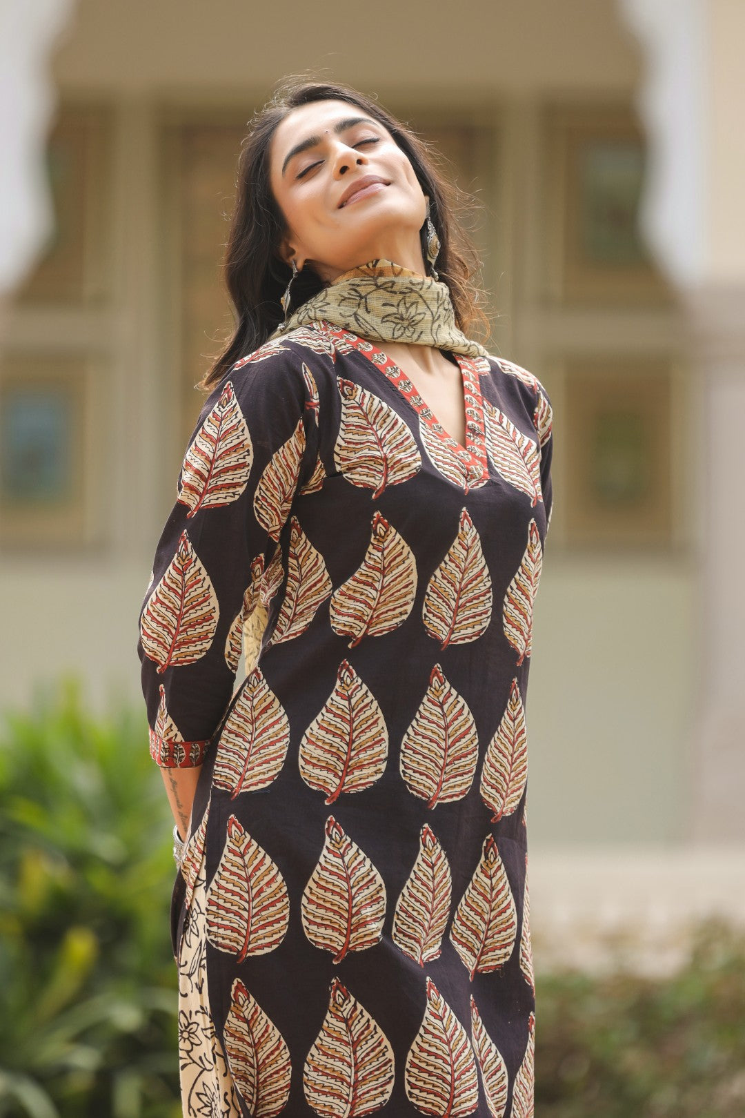 Dhriti Black Cotton Suit Set