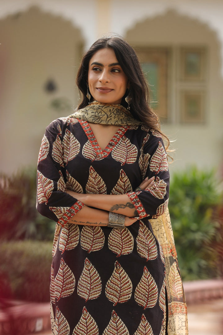 Dhriti Black Cotton Suit Set