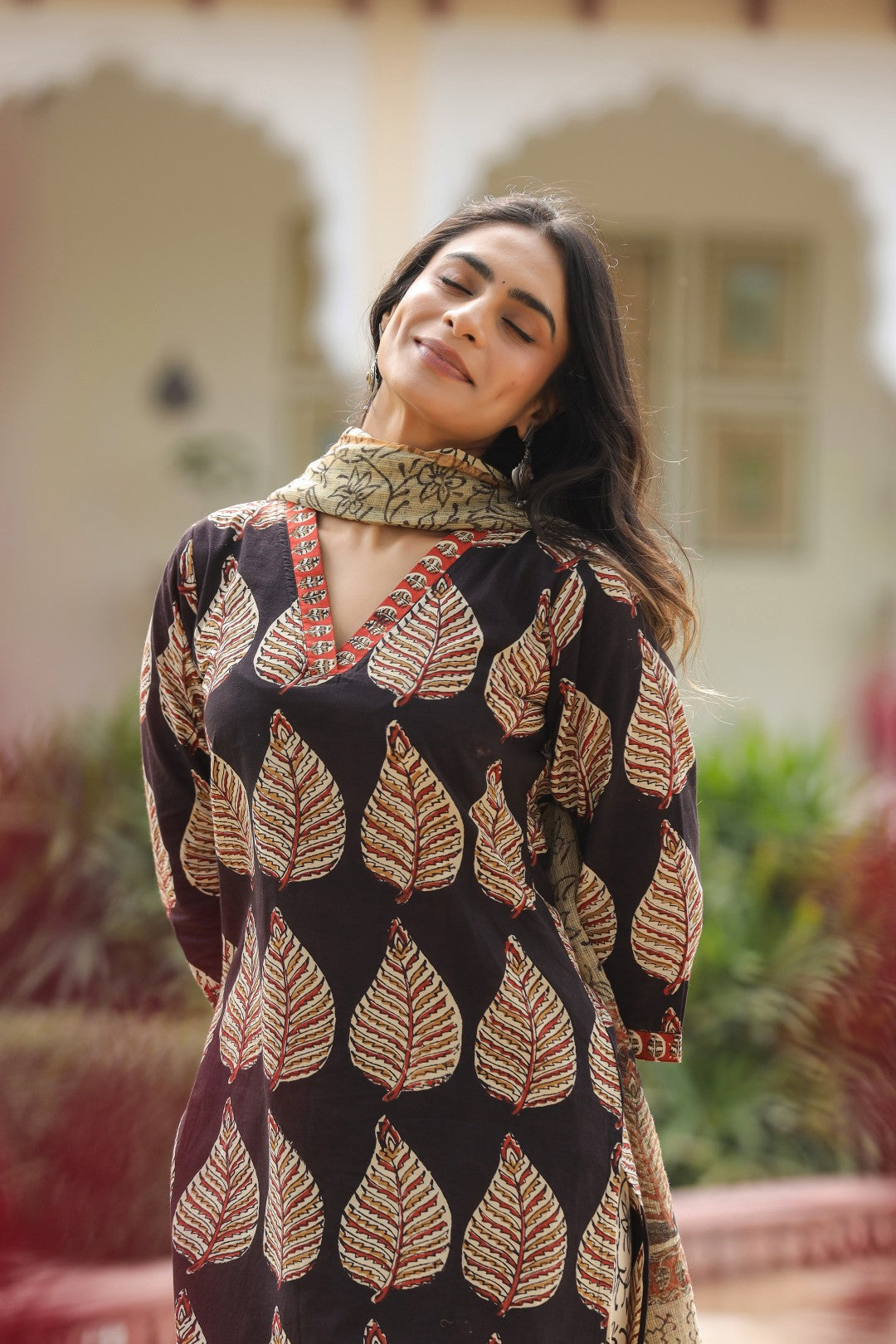 Dhriti Black Cotton Suit Set