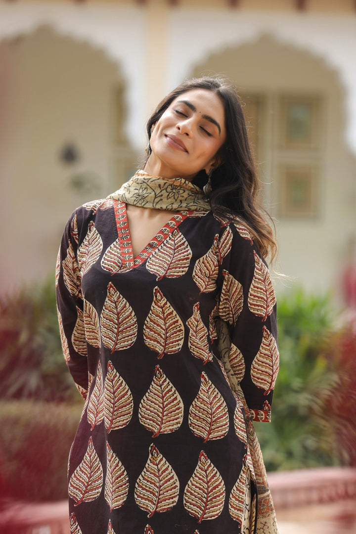 Dhriti Black Cotton Suit Set