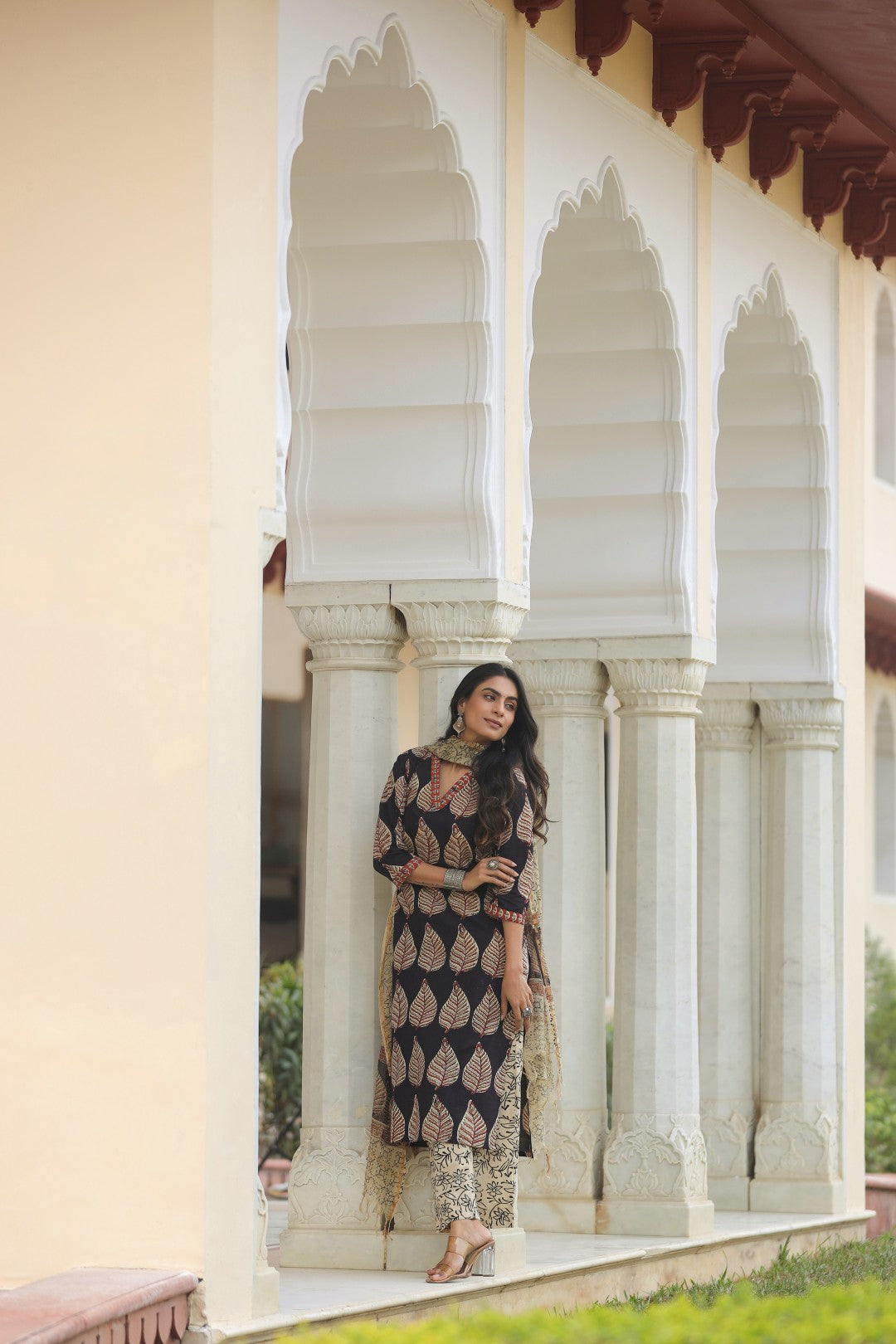 Dhriti Black Cotton Suit Set