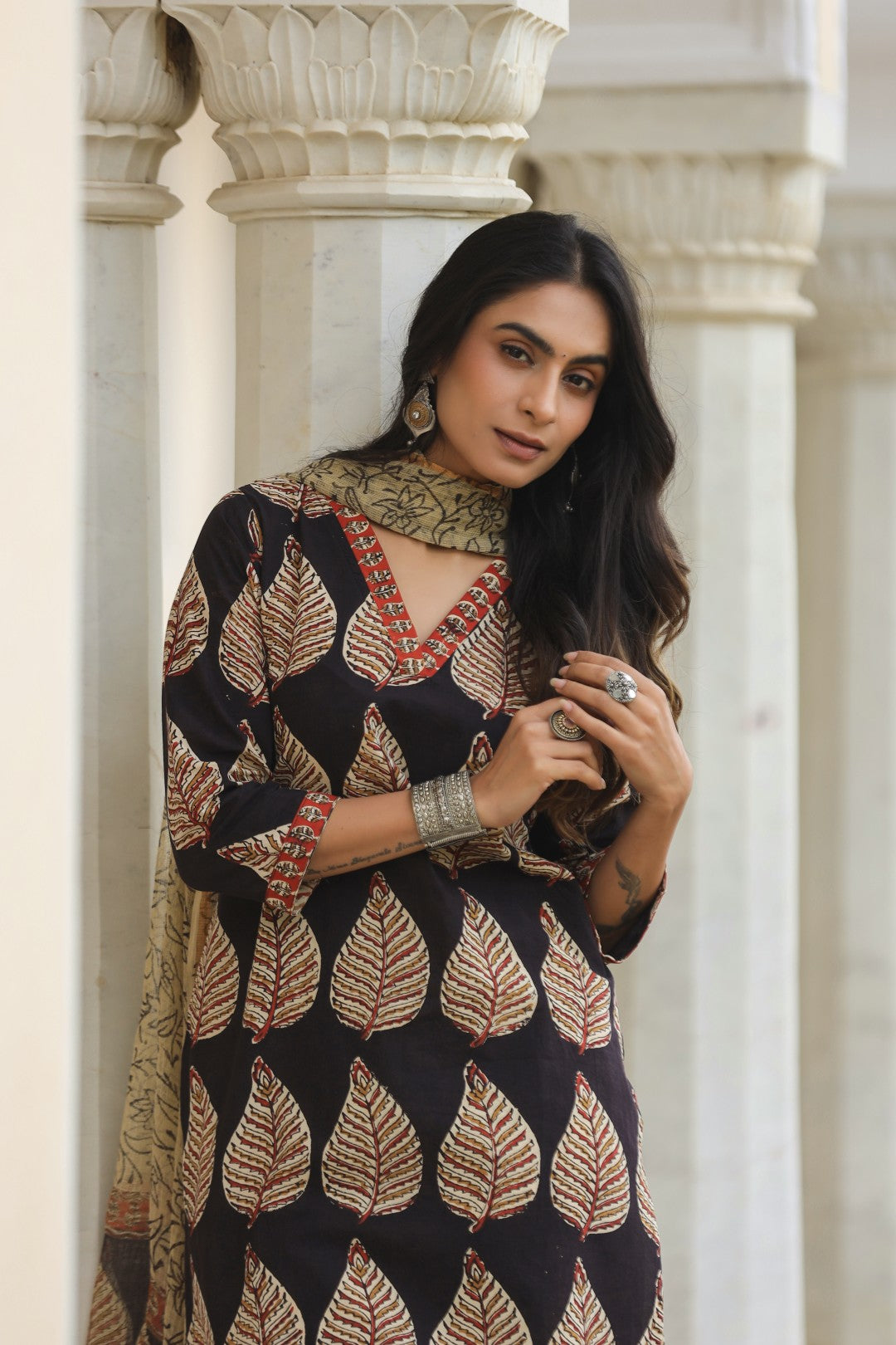 Dhriti Black Cotton Suit Set