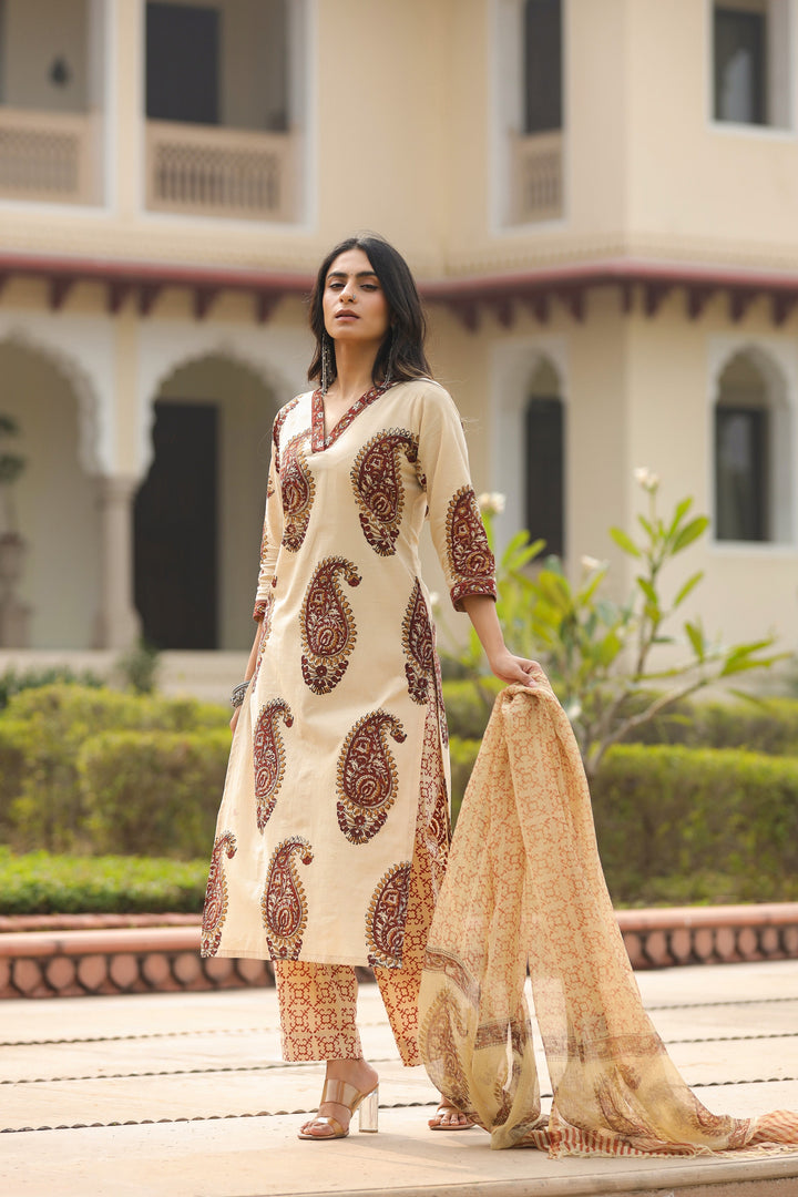 Chehak Beige Cotton Suit Set