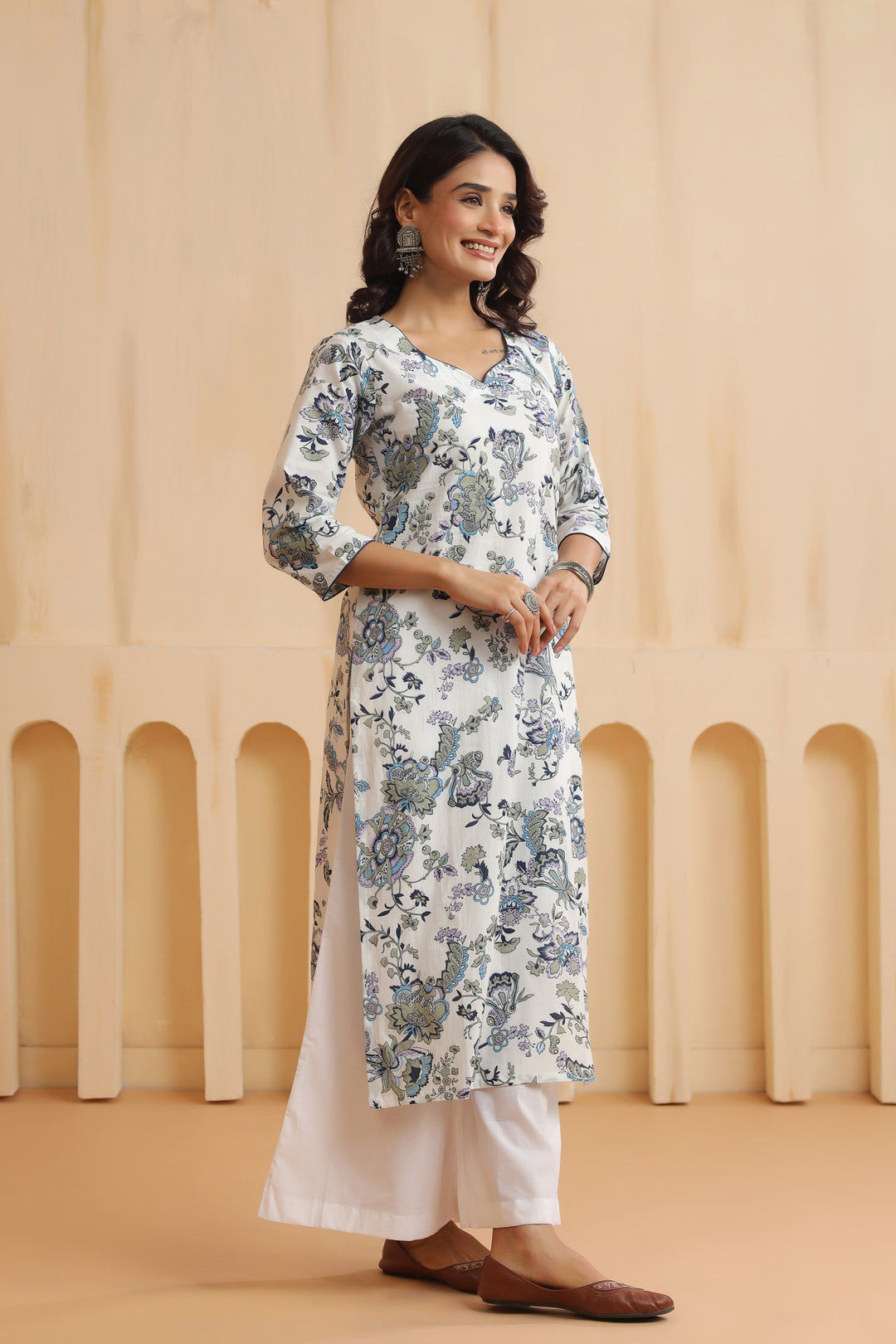 Iraa White Cotton Kurta