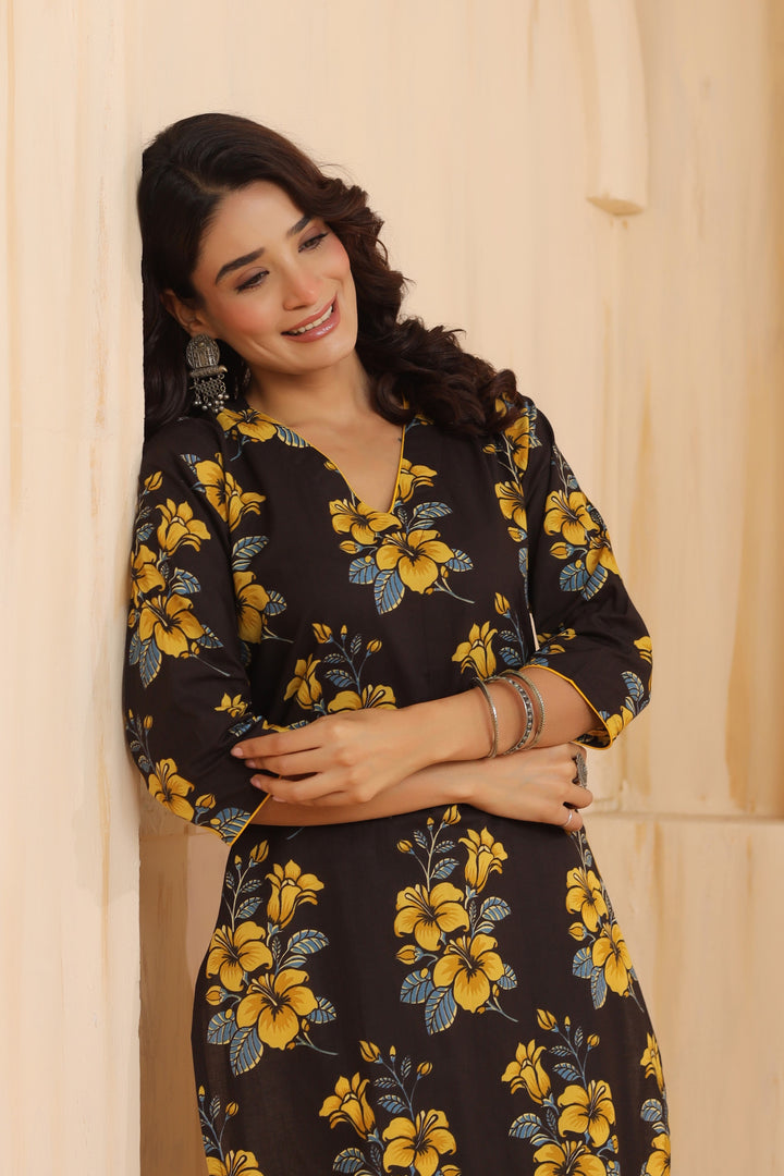 Alaani Black Cotton Kurta