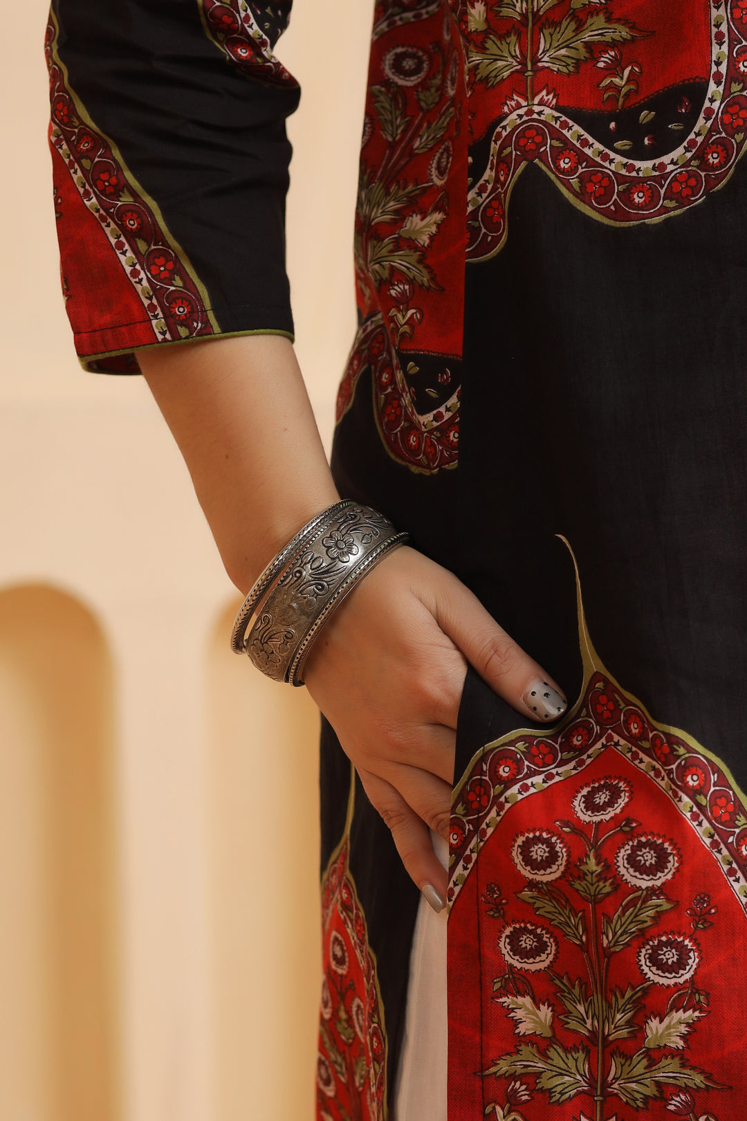 Siya Black Cotton Kurta