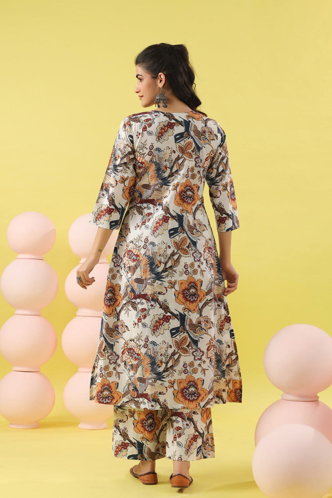 Mariyan White A-line Kurta Set