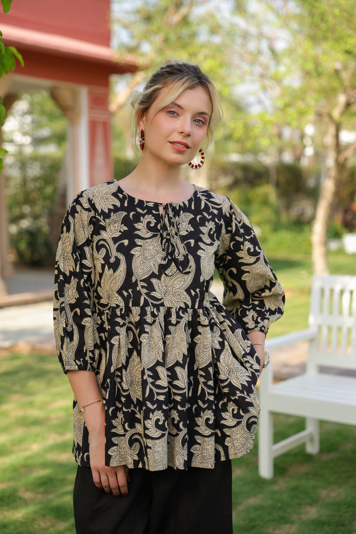 Kseniia Black Cotton Top