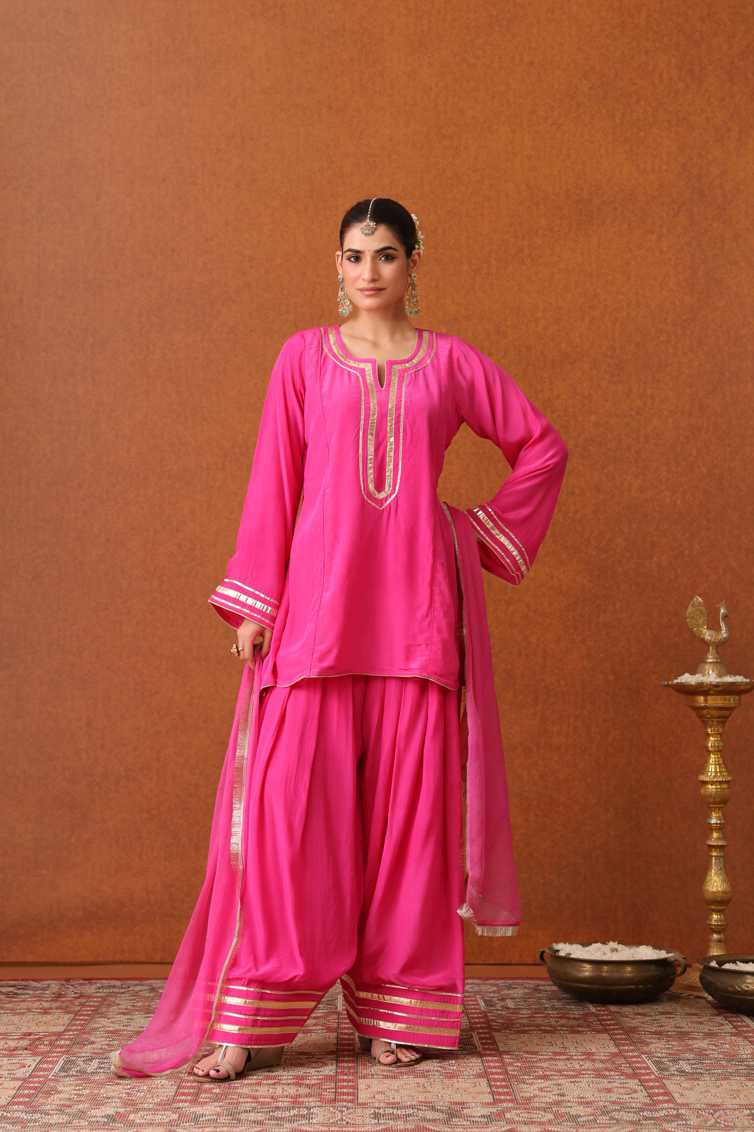 Arushi Gulabi Crepe Gota Farshi Set