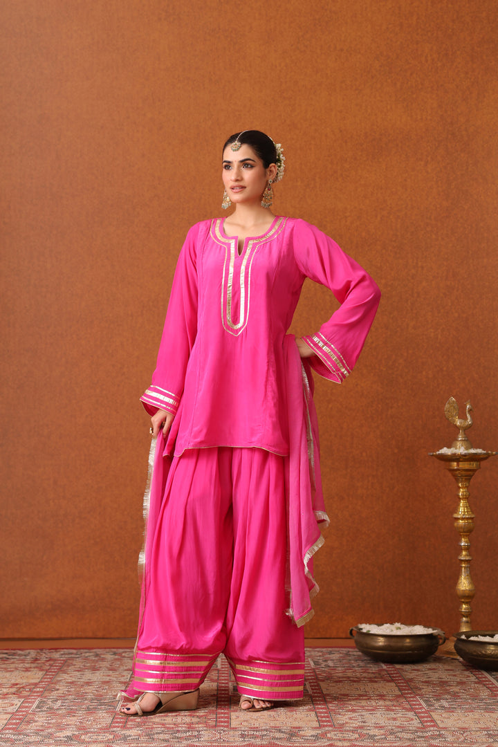 Arushi Gulabi Crepe Gota Farshi Set