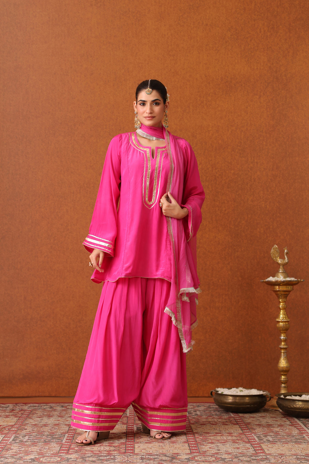 Arushi Gulabi Crepe Gota Farshi Set