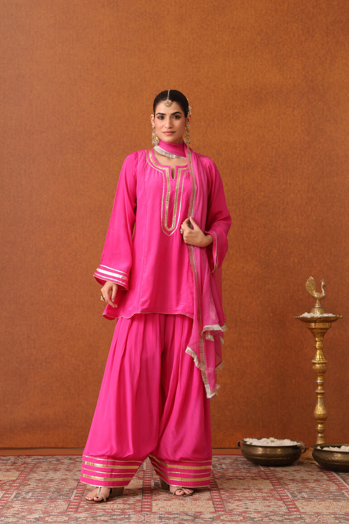 Arushi Gulabi Crepe Gota Farshi Set