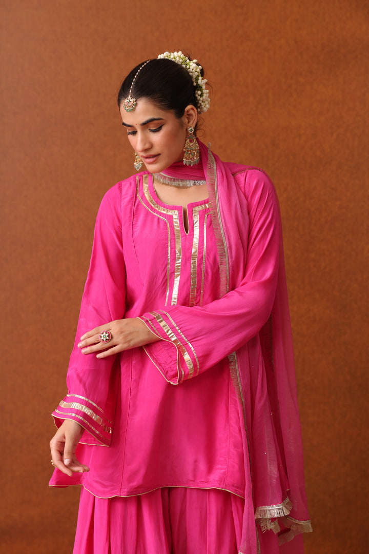 Arushi Gulabi Crepe Gota Farshi Set