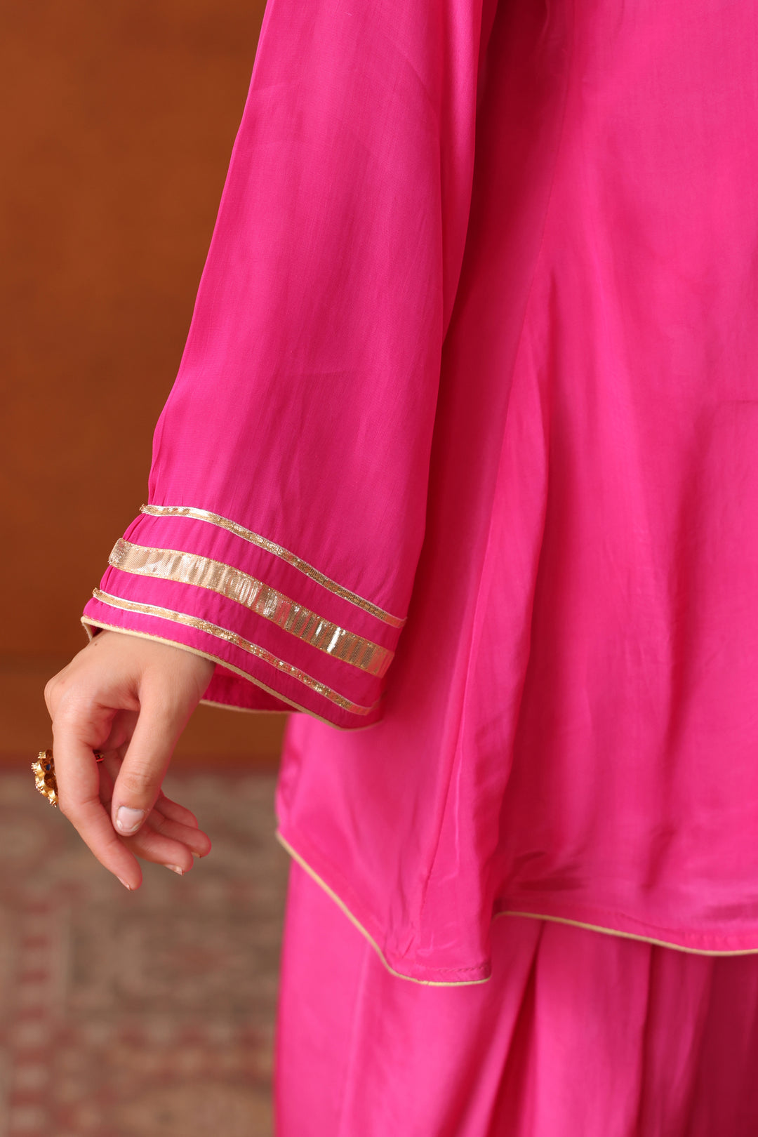 Arushi Gulabi Crepe Gota Farshi Set