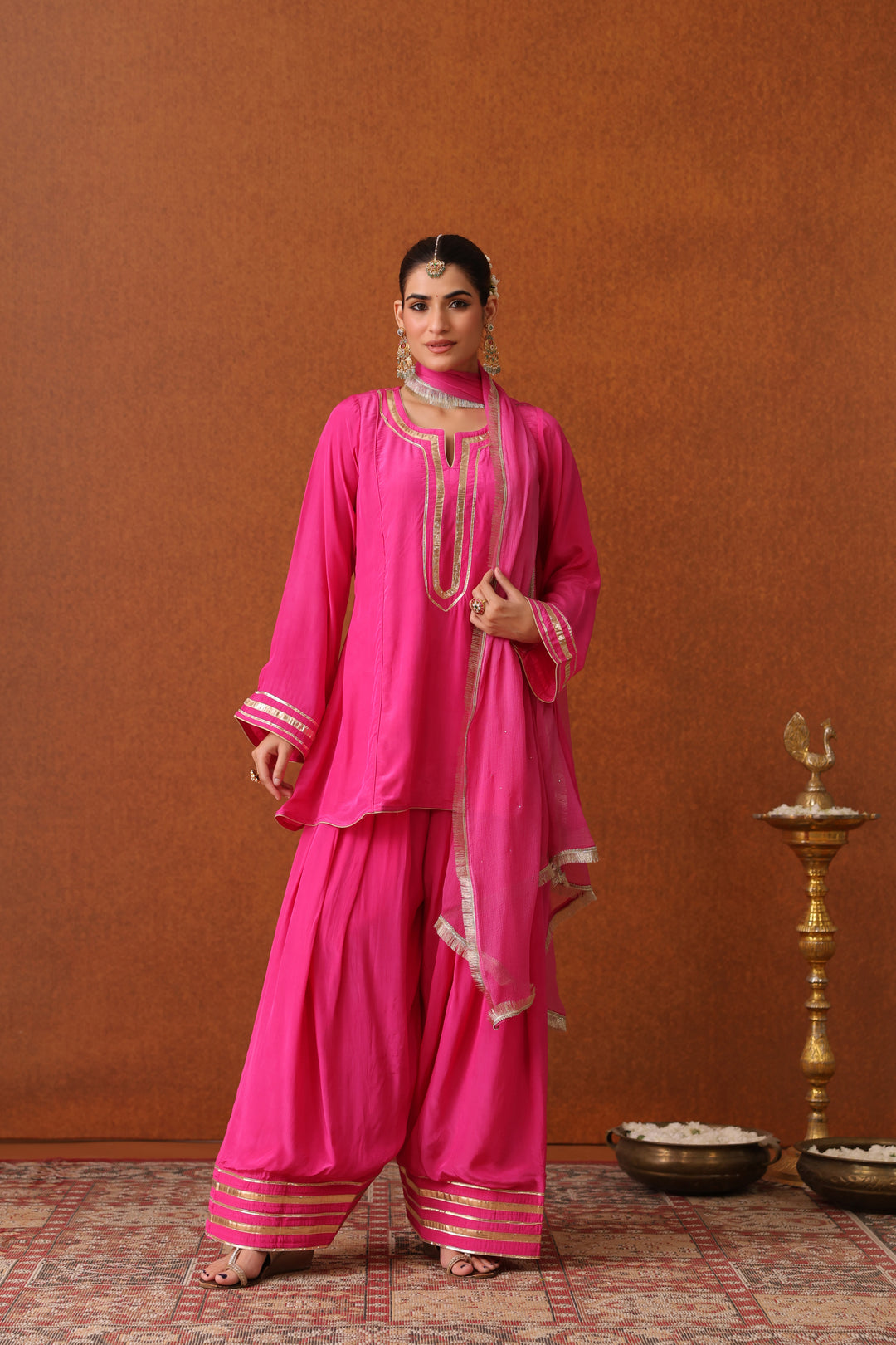Arushi Gulabi Crepe Gota Farshi Set