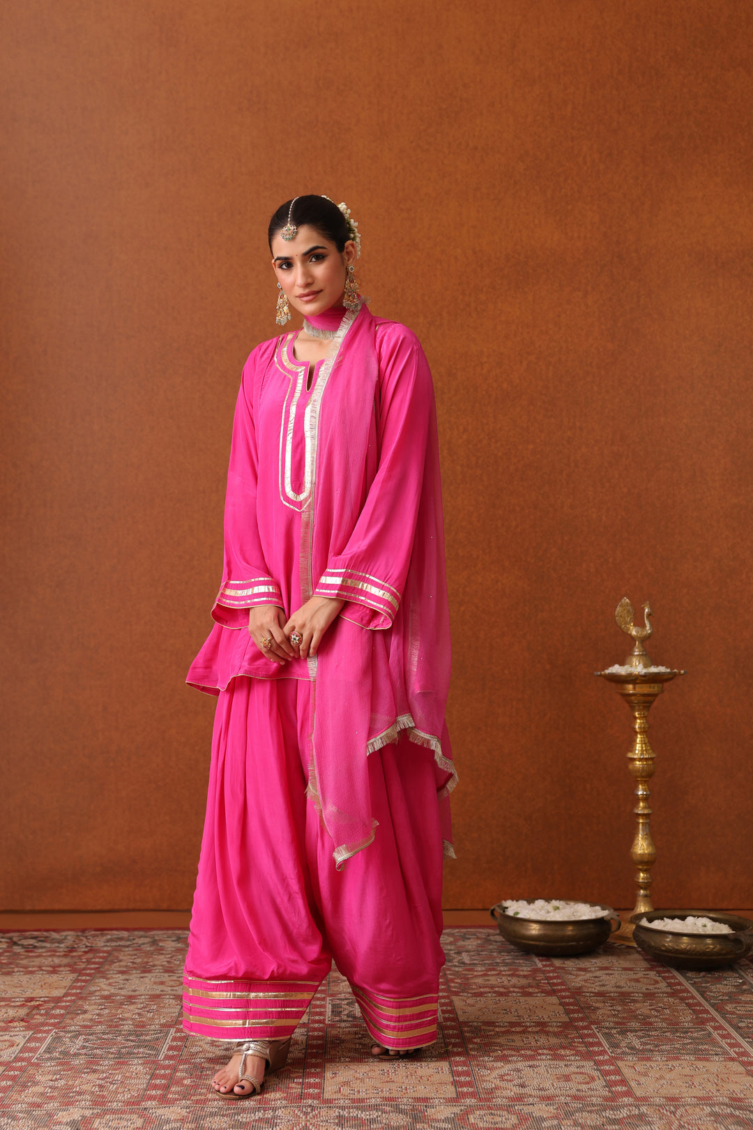Arushi Gulabi Crepe Gota Farshi Set