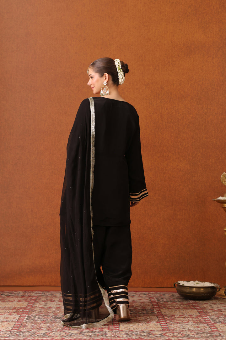 Girija Black Crepe Gota Farshi Set