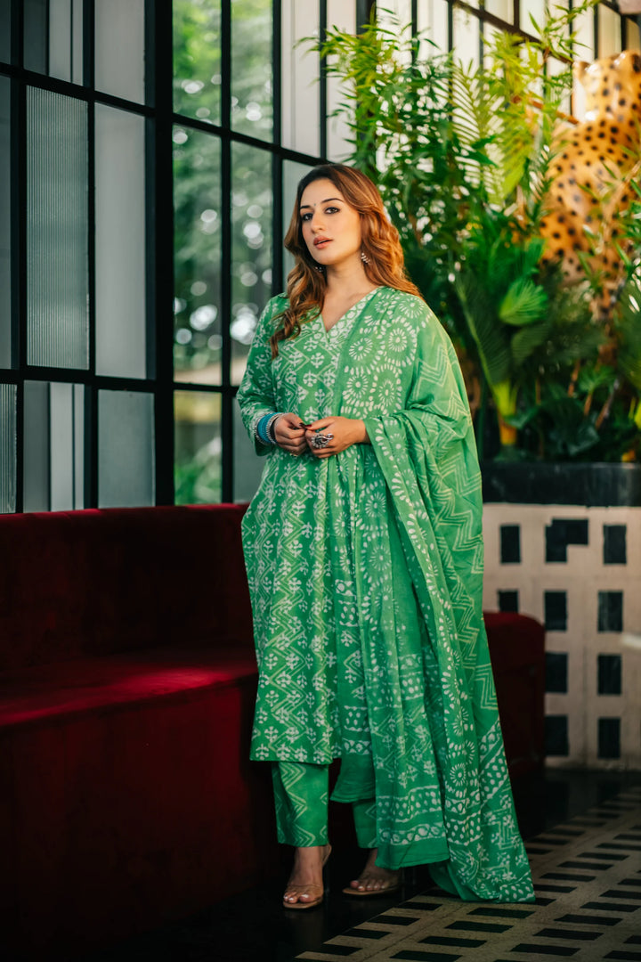 Unstitched - Lime Dabu Straight Suit Set