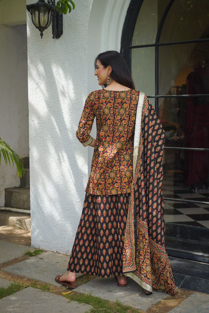 Aayushi Cotton Skirt Set