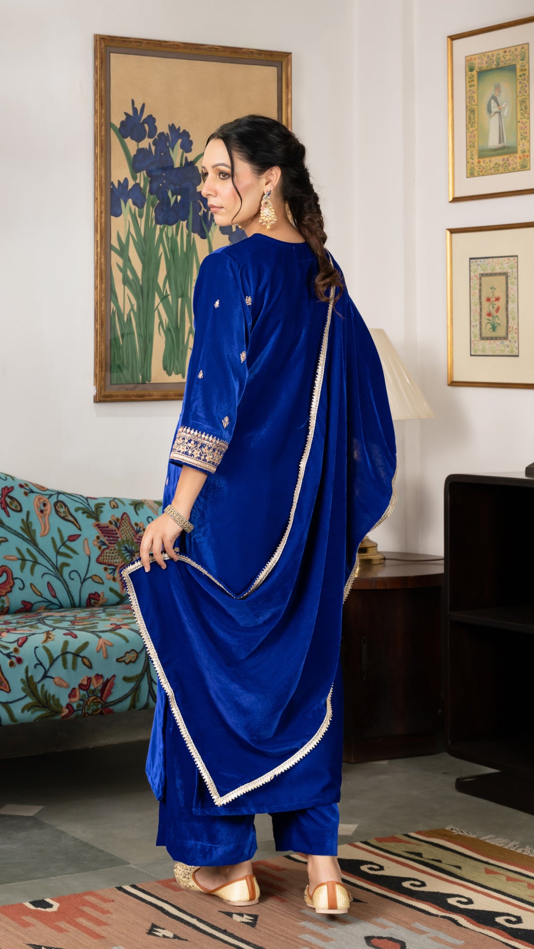 Sabhya Blue Velvet Marodi Suit Set