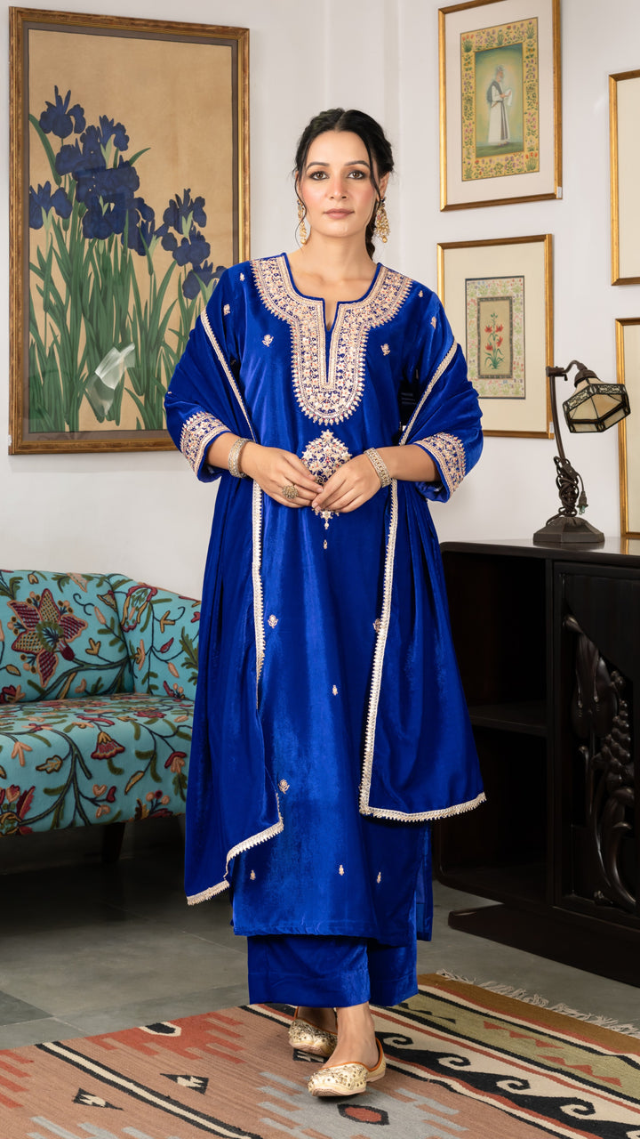 Sabhya Blue Velvet Marodi Suit Set