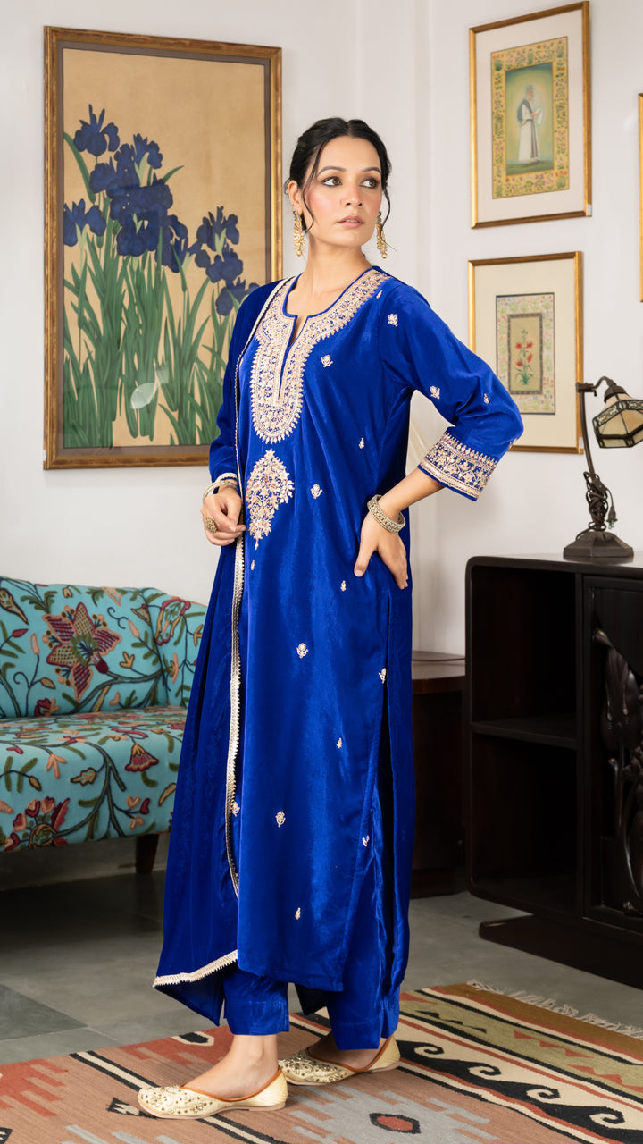 Sabhya Blue Velvet Marodi Suit Set