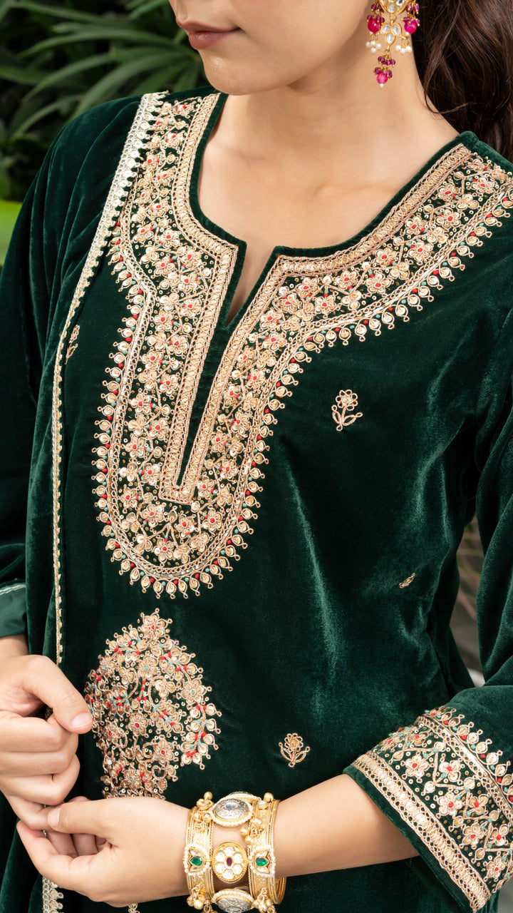 Laila Green Velvet Marodi Suit Set