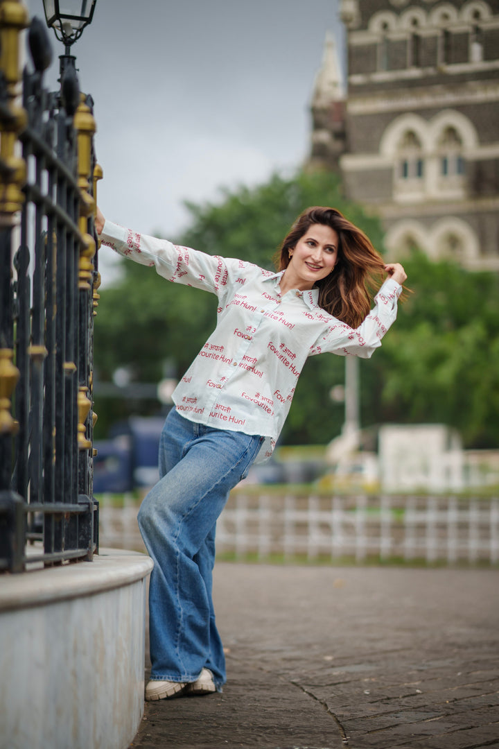 White "main apni favourite hoon" cotton shirt