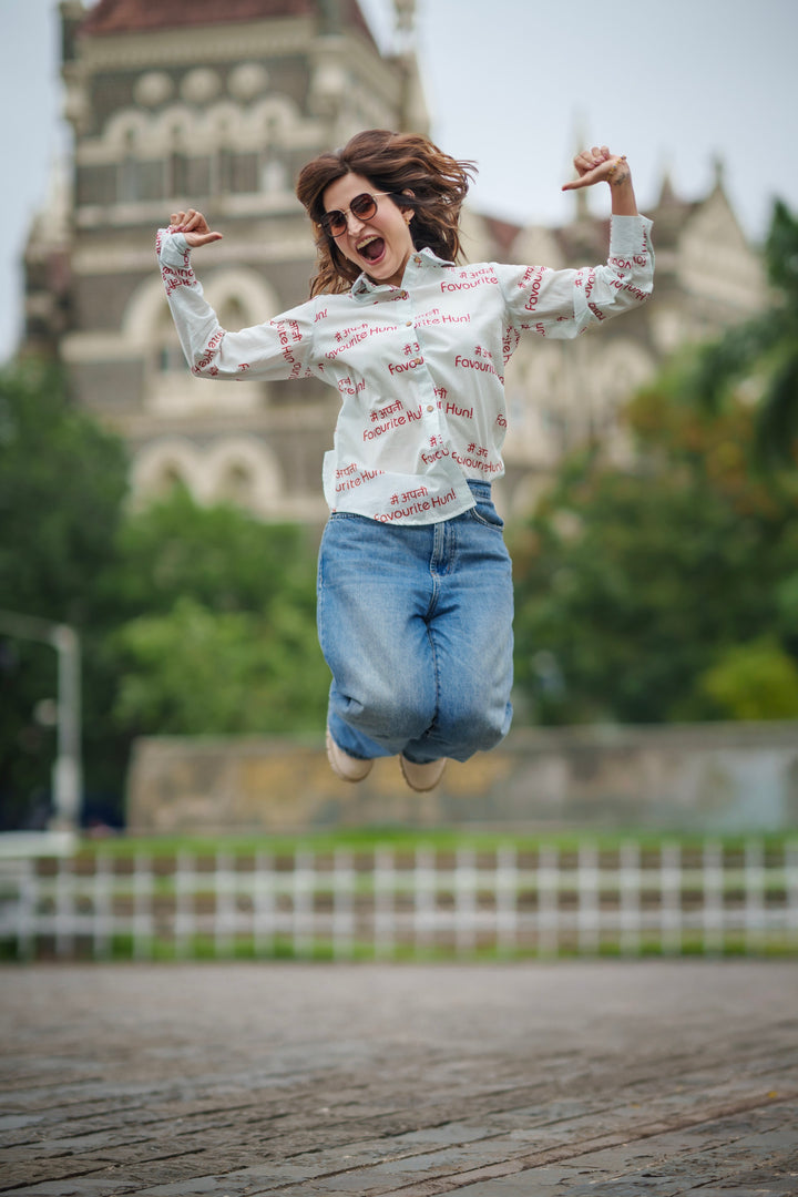 White "main apni favourite hoon" cotton shirt