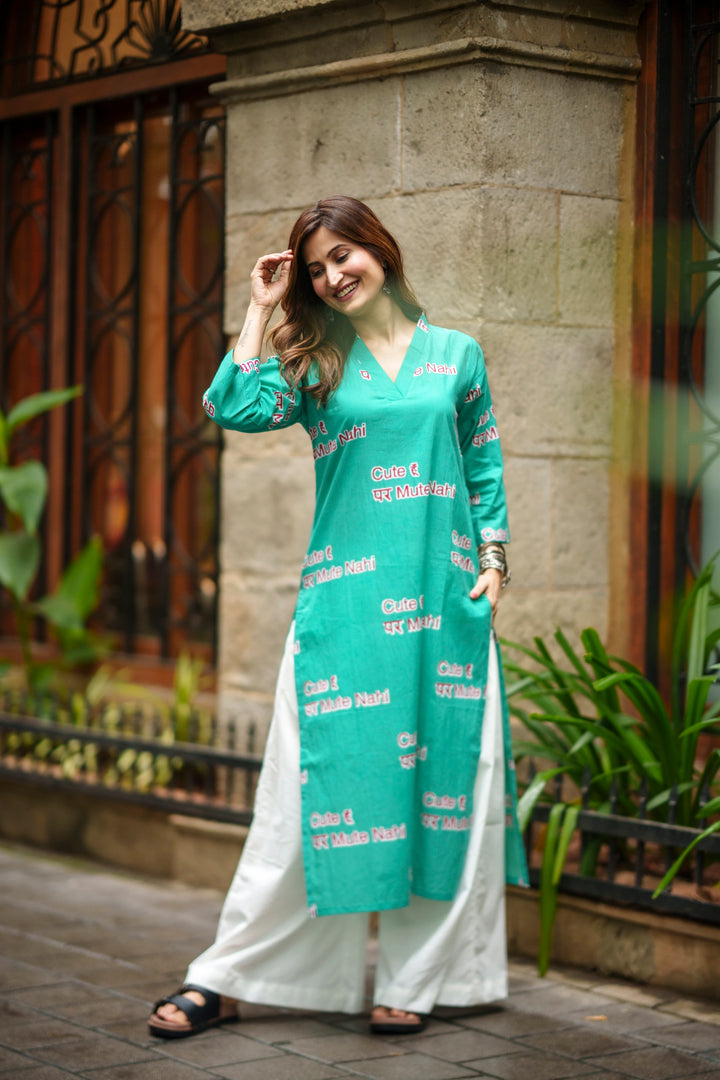 Kurta Mint "cute hu par mute nahi"