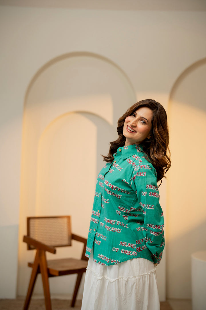 Green "heart full of dreams" cotton shirt