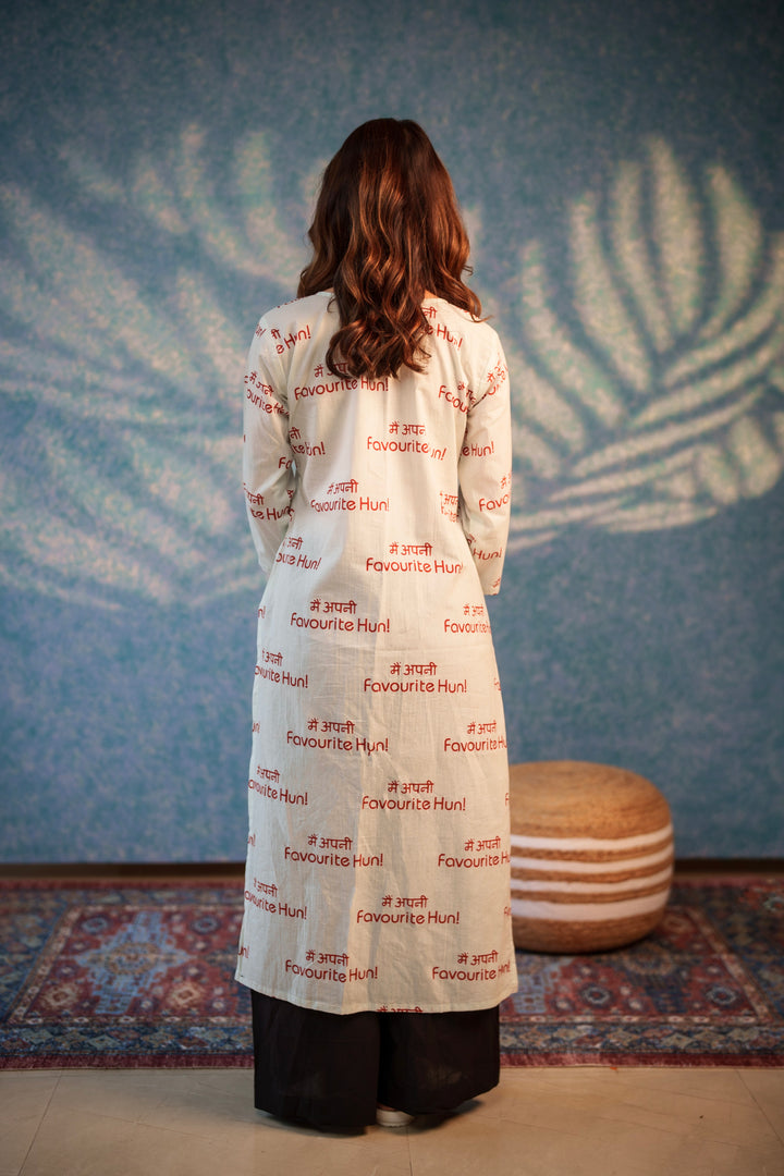 Kurta White "main apni favourite hun"