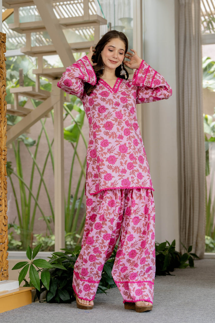 Siddhi Pink Farshi Set