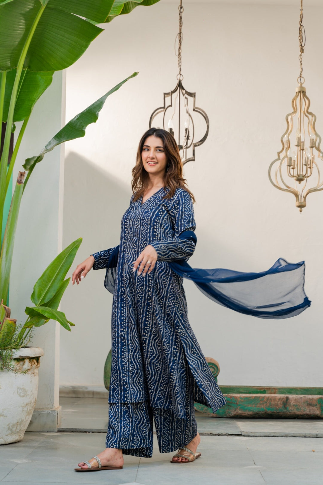 Navy Glaze Bandhani suit set DIMPLE DESIGN STUDIO Navy Glaze Bandhani suit set DIMPLE DESIGN STUDIO