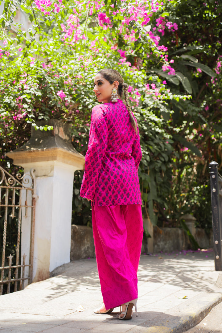 Vivid Pink Printed Farshi Set