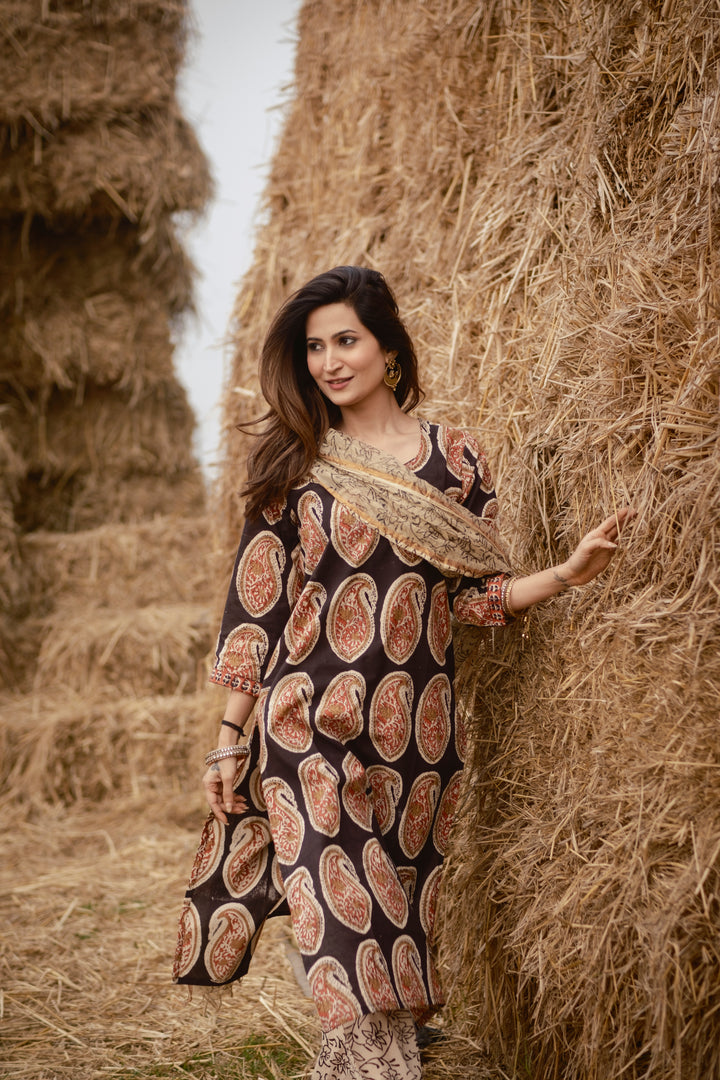 Black Boota Straight Suit Set