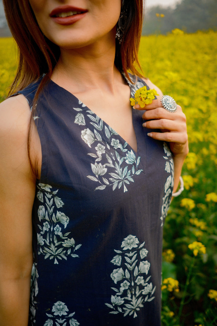 Black Sleeveless Cotton Kurta Set