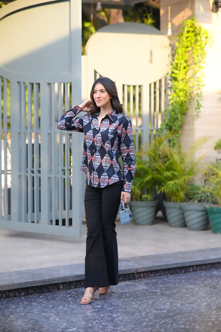 Chic Black Cotton Shirt