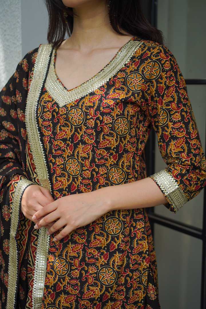 Aayushi Cotton Skirt Set