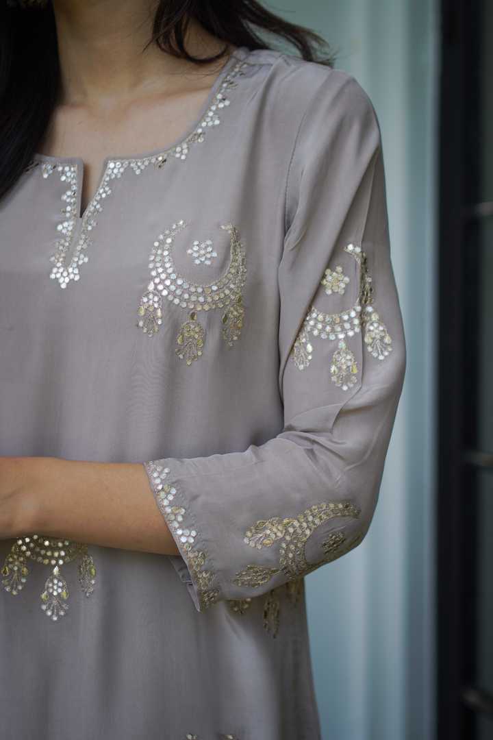Tanisha Grey Crepe Gota Set