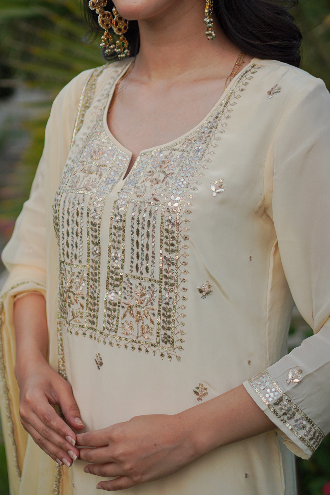 Naira White Crepe Gota Set