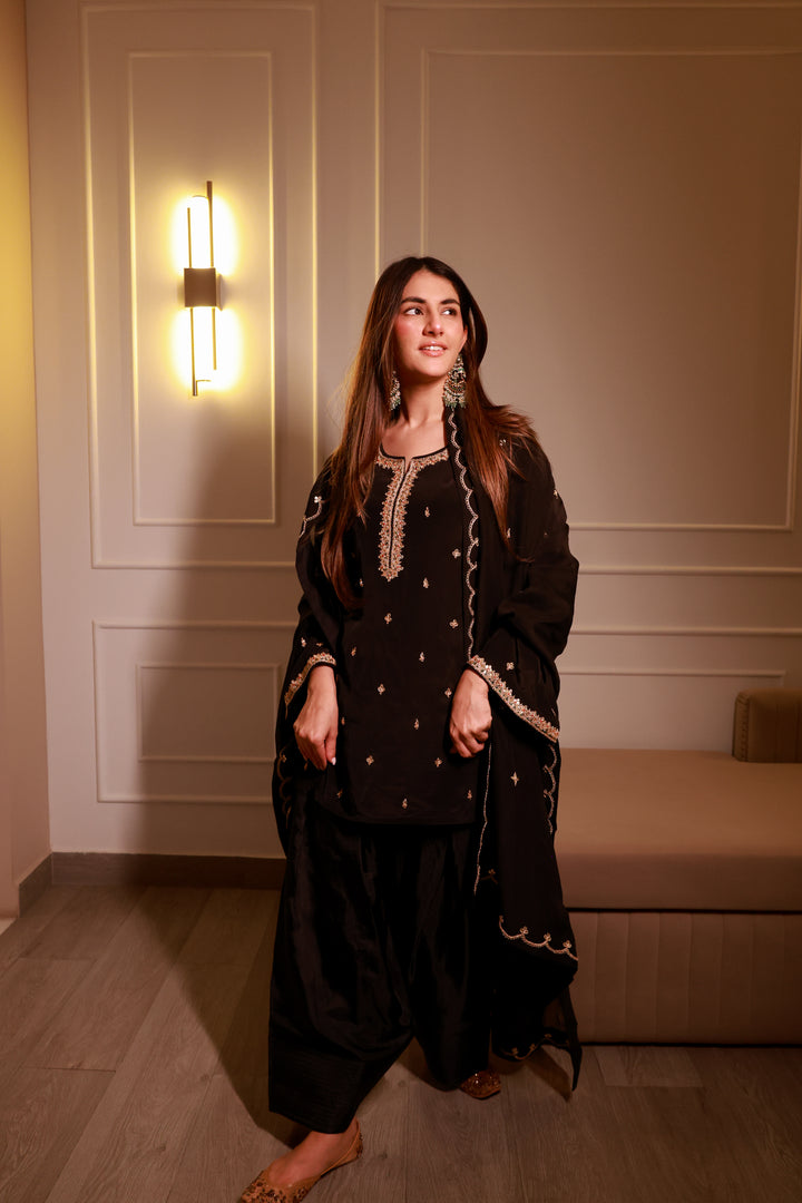 Tasneem Black Crepe Farshi Gota Set