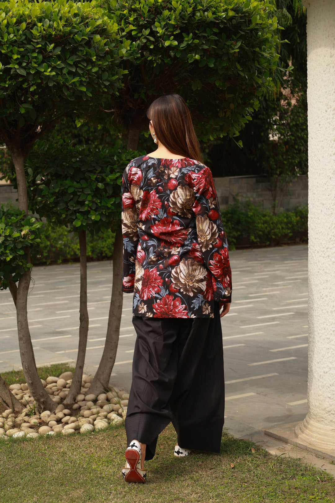 Amaara Black Cotton Farshi Set