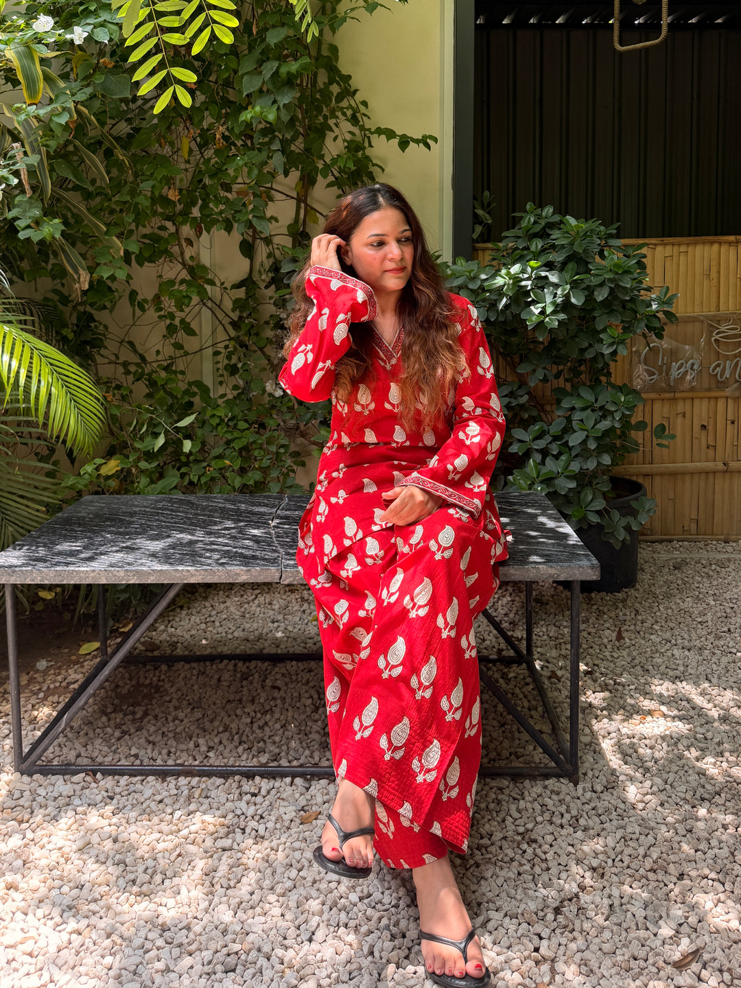 Queen Red Printed Farshi Set