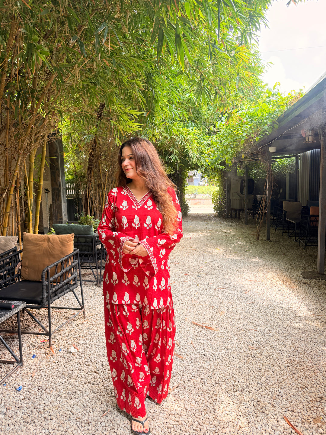 Queen Red Printed Farshi Set