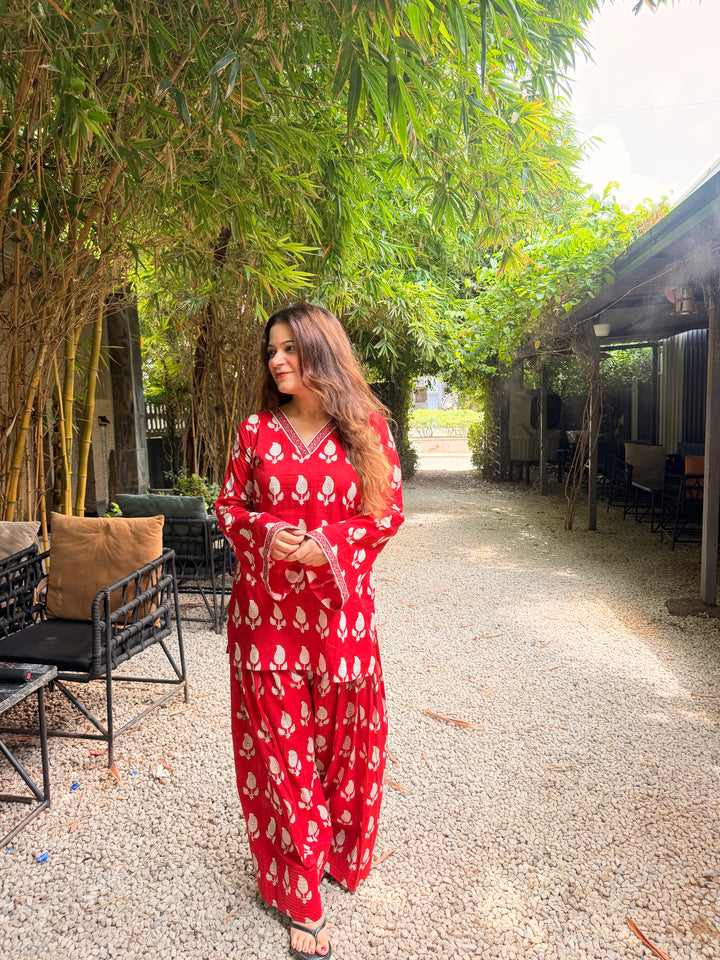 Queen Red Printed Farshi Set