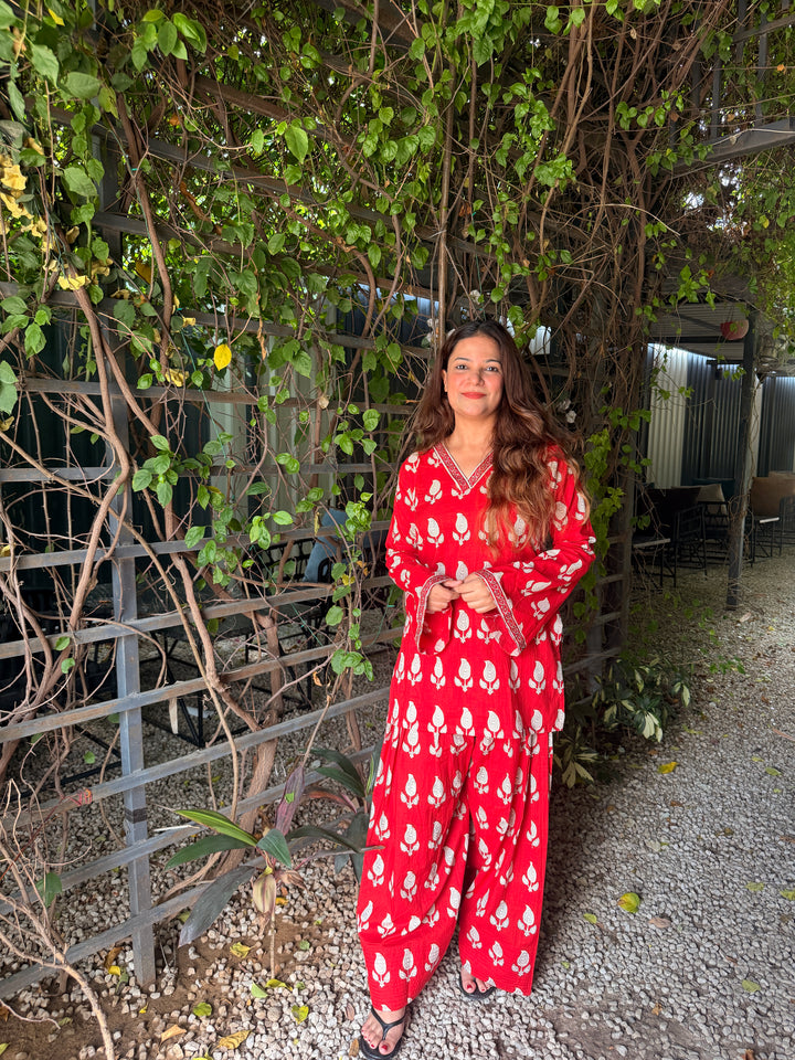 Queen Red Printed Farshi Set