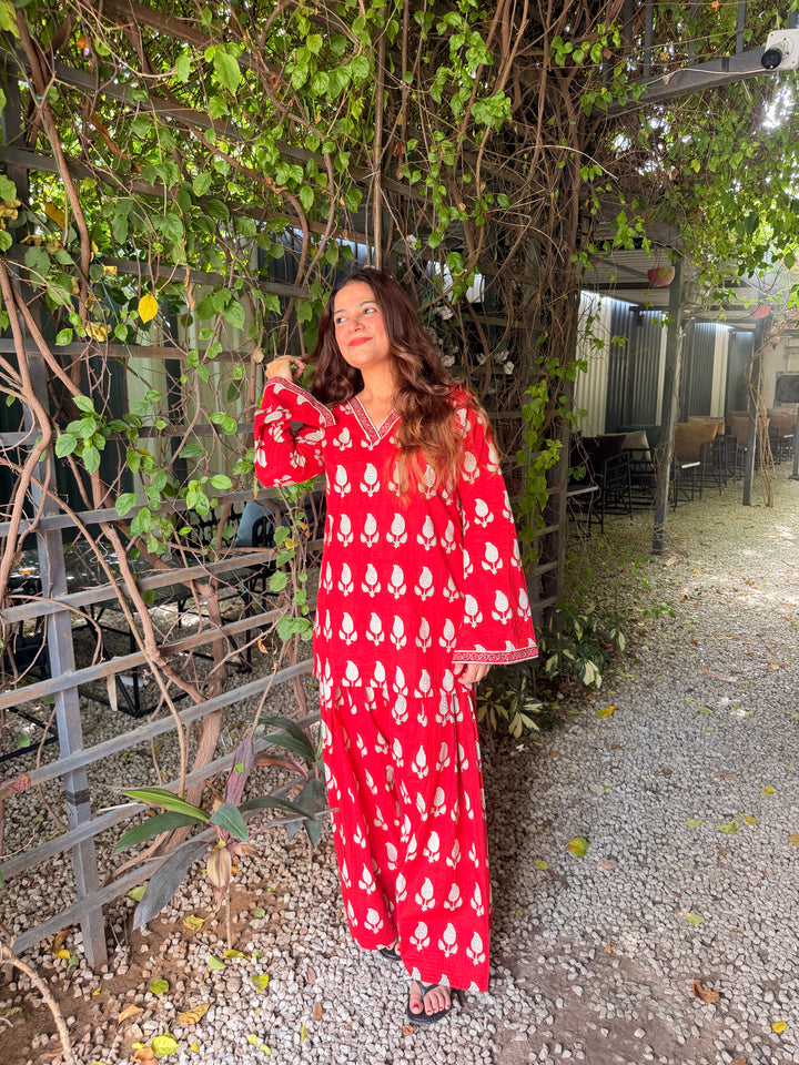 Queen Red Printed Farshi Set