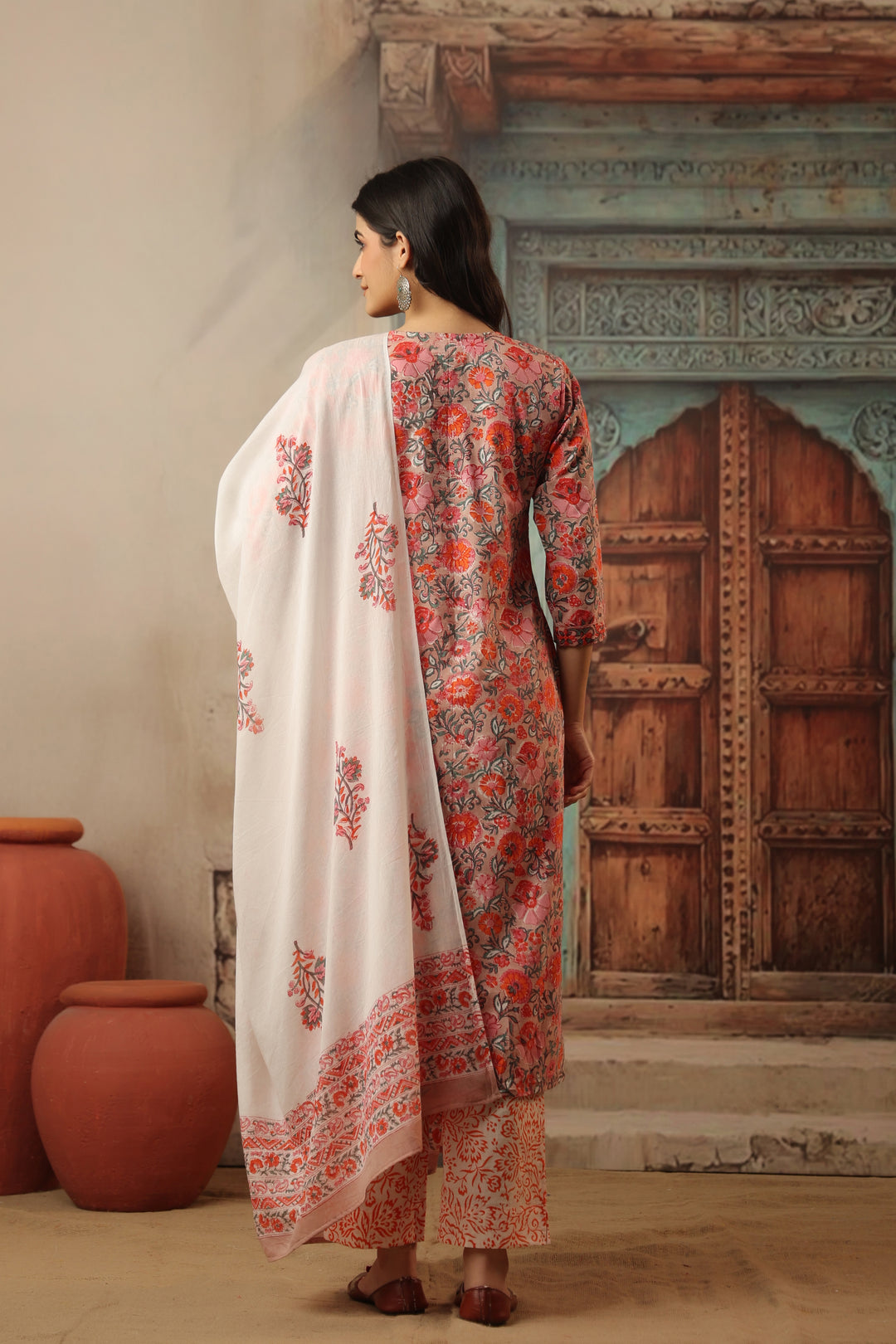 Navyaa Pink Cotton Suit Set